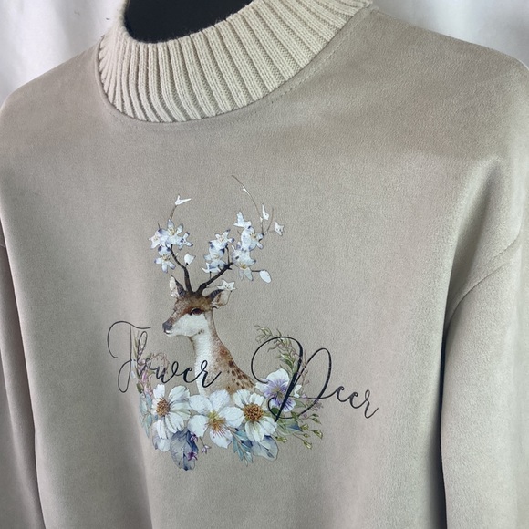 Probably Vintage Flower Deer Sweatshirt - Picture 5 of 10